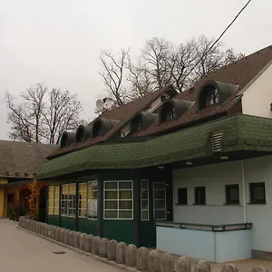 rezervovat zde